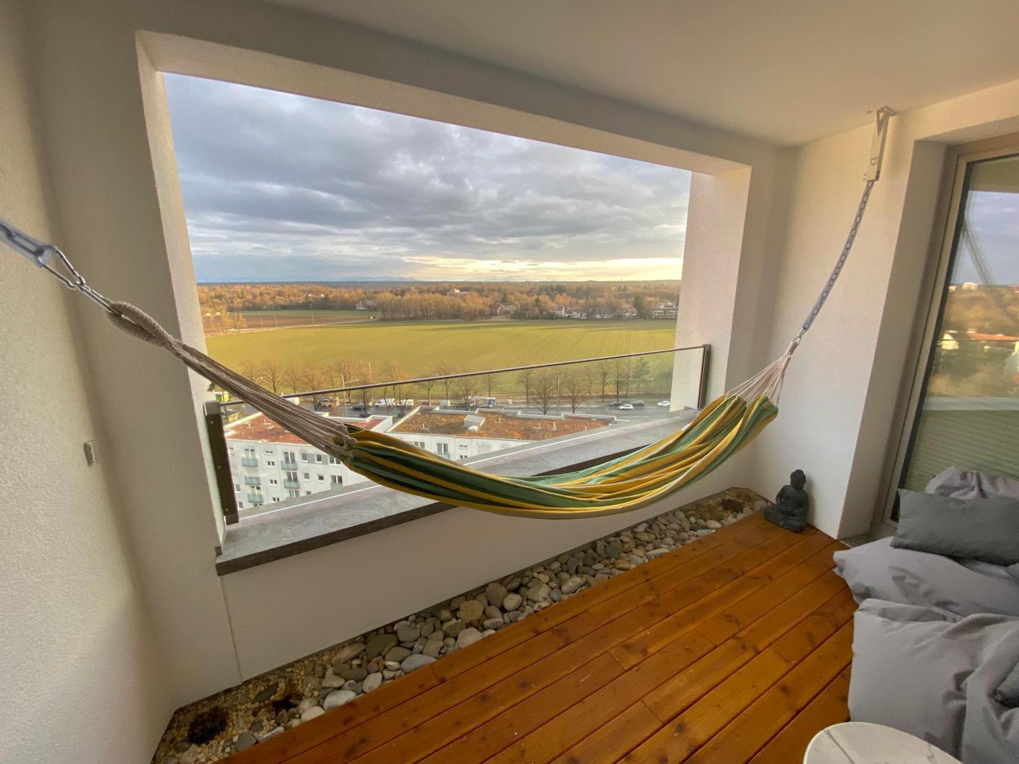 Alpen-Panorama Suite - Einzigartige Privatsuite Hoch Ueber Muenchen, 12Tes Og, Alpenblick, Loggia, Whirlpool, 15 Minuten Zum Zentrum, Ruhe Und Erholung In Der Stadt Muenchen Fuer Privat Und Geschaeftlich Reisende Eksteriør bilde